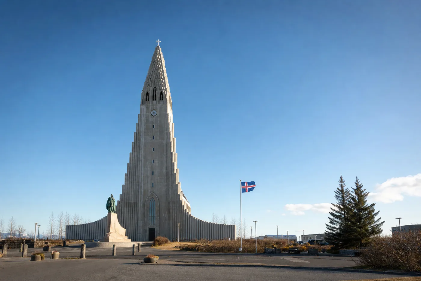 Island – kendt vartegn med landets flag
